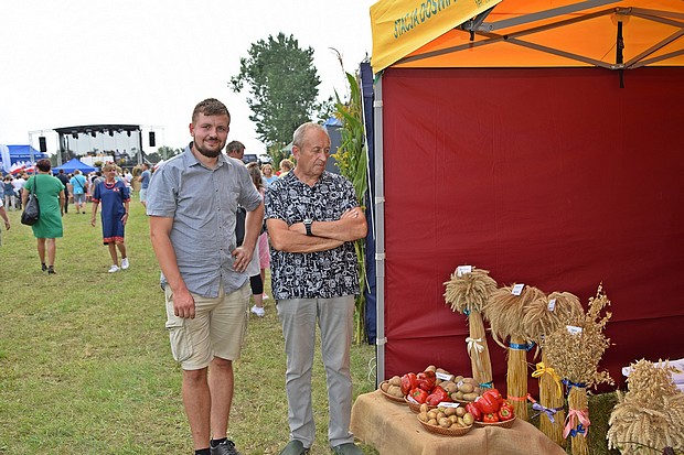 Pracownicy Stacji Tadeusz Banaś i Wojciech Pilarski