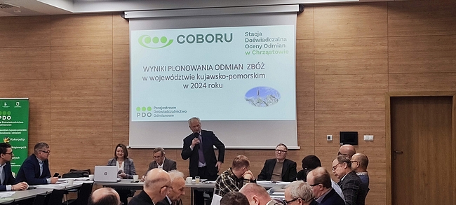Przewodniczący Zespołu PDO, Pan prof. dr hab. Franciszek Rudnicki przemawia do członków zespołu.